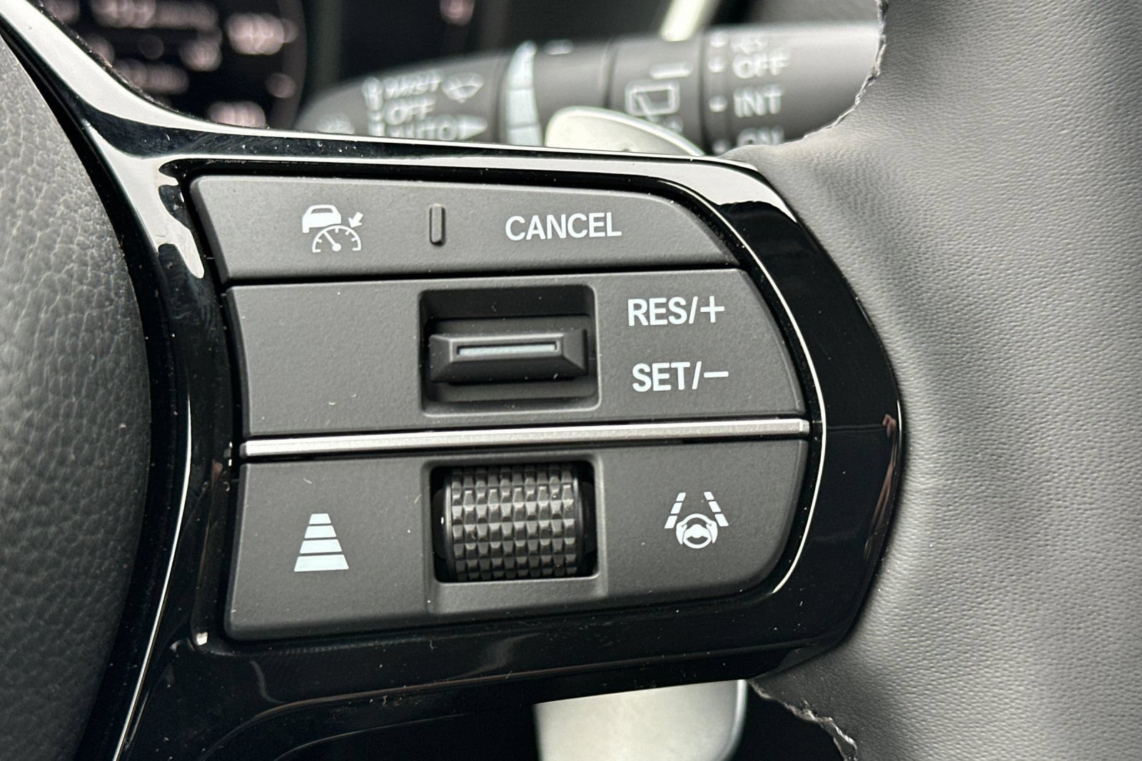 New 2025 Honda CR-V FWD e:FCEV image 30