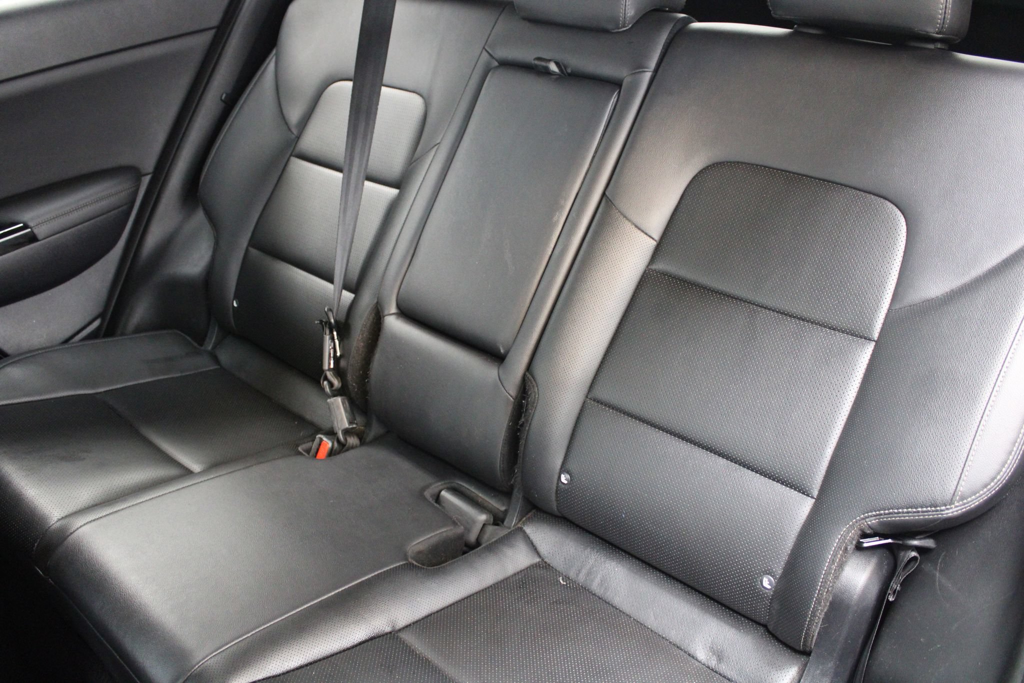 Used 2022 Kia Sportage EX FWD image 18