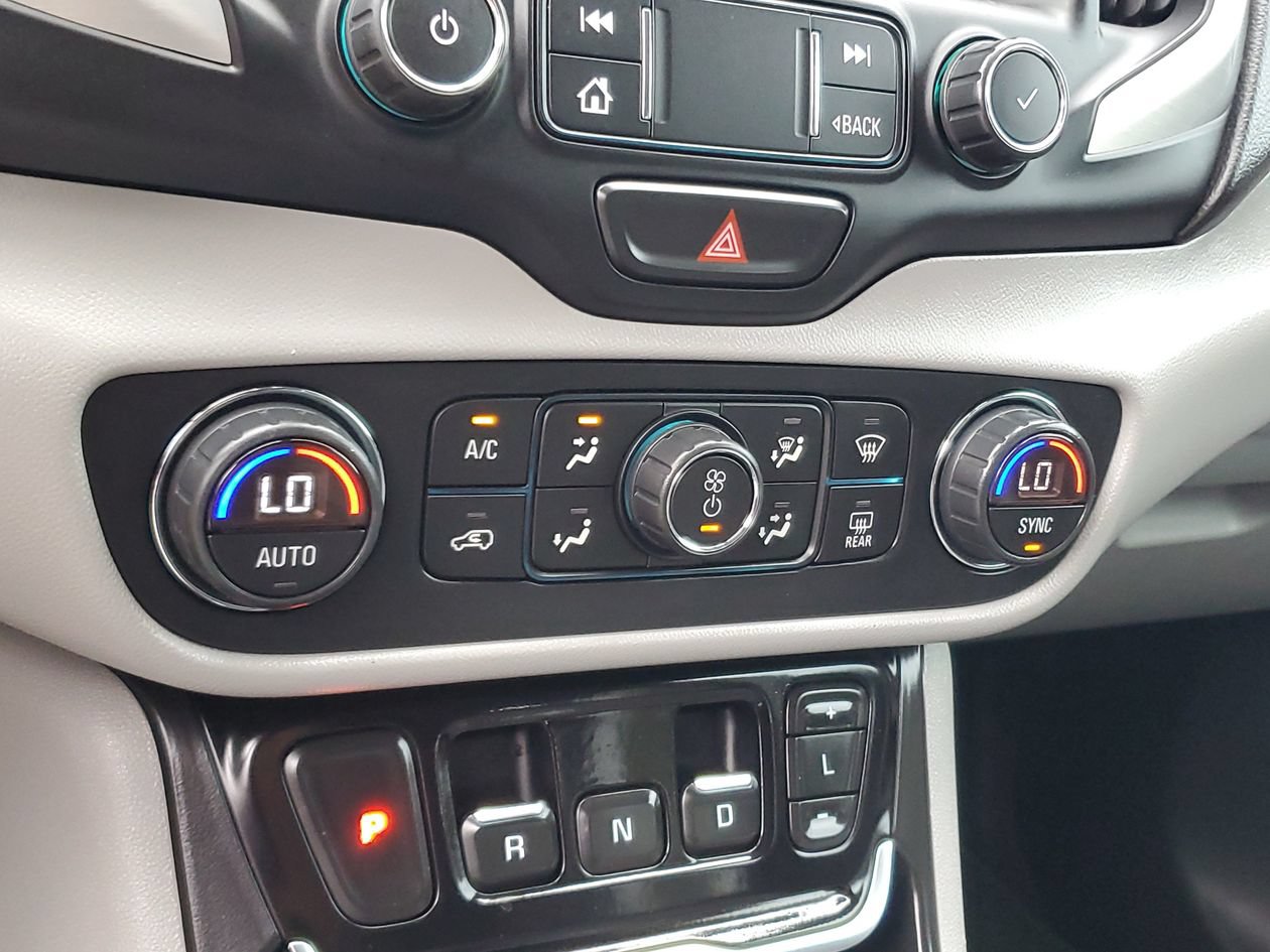 Used 2020 GMC Terrain SLT w/ Preferred Package FWD image 22