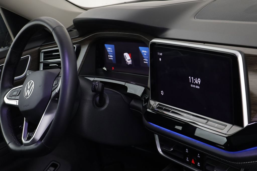 Used 2024 Volkswagen Atlas SEL Premium R-Line image 22