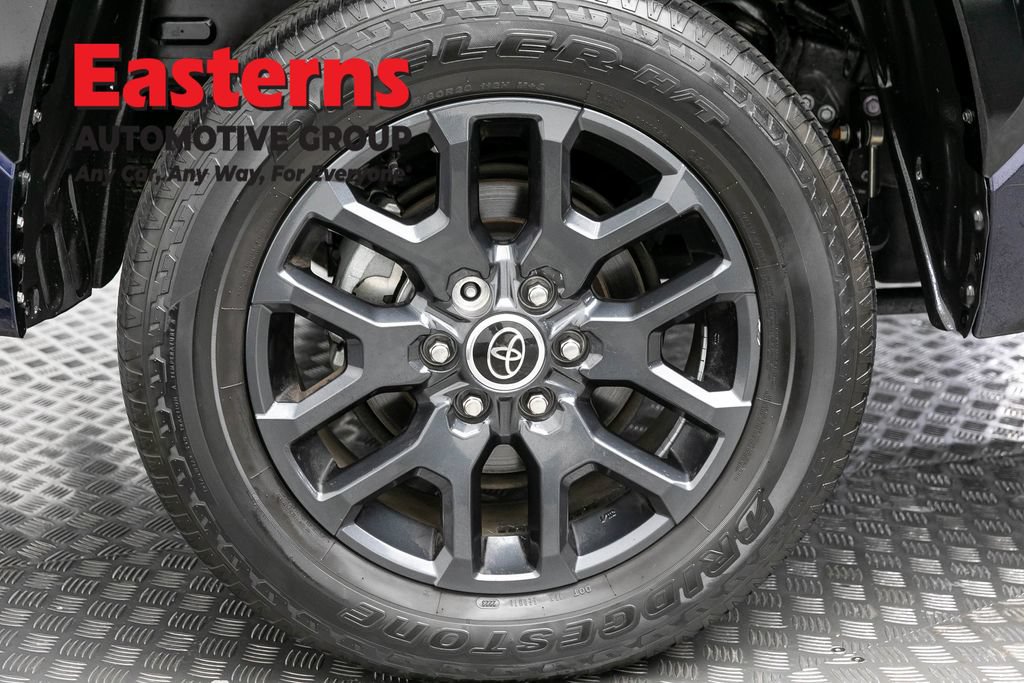 Used 2023 Toyota Tundra Platinum AWD/4WD image 33
