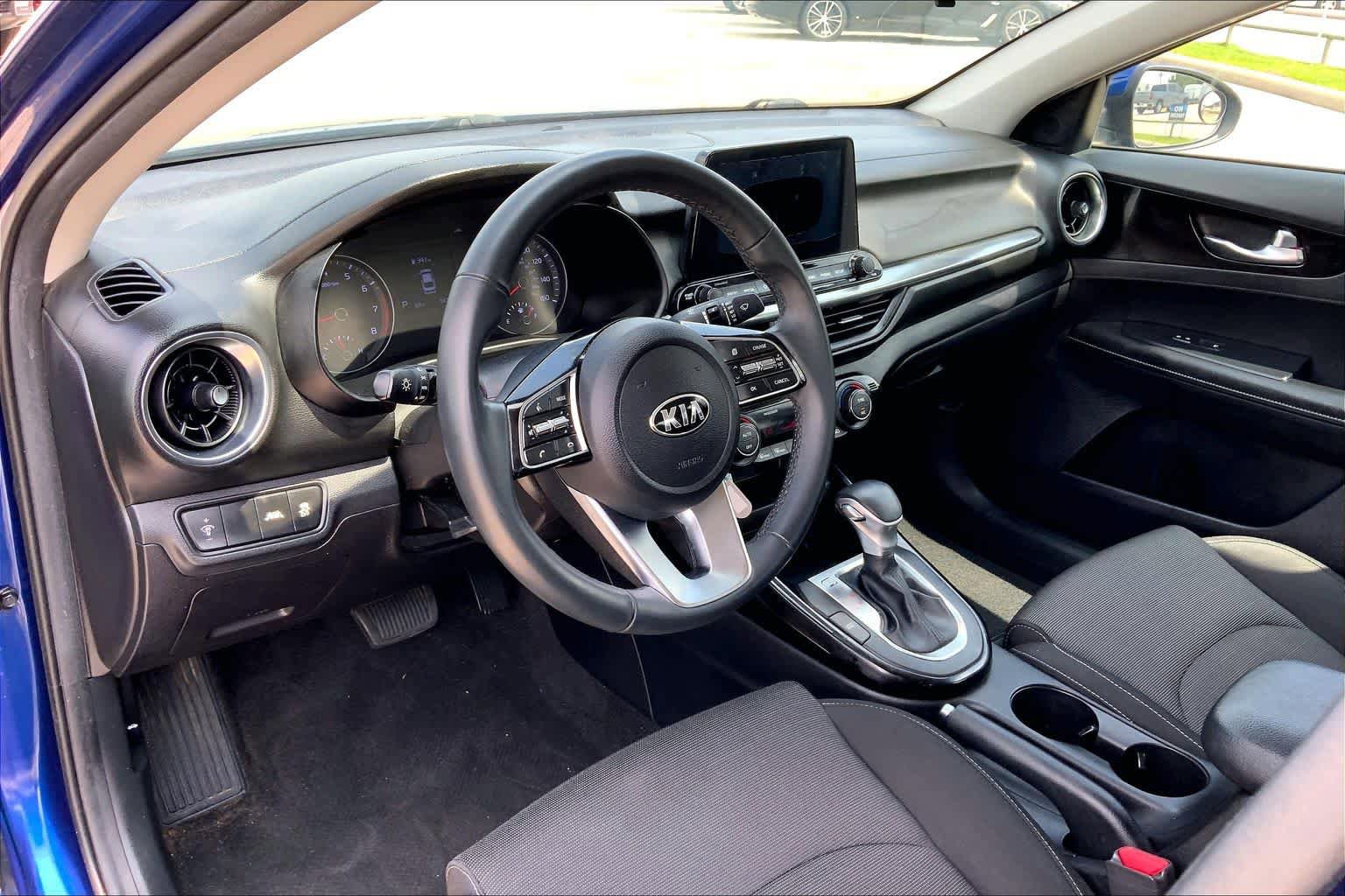 Used 2019 Kia Forte S FWD image 17