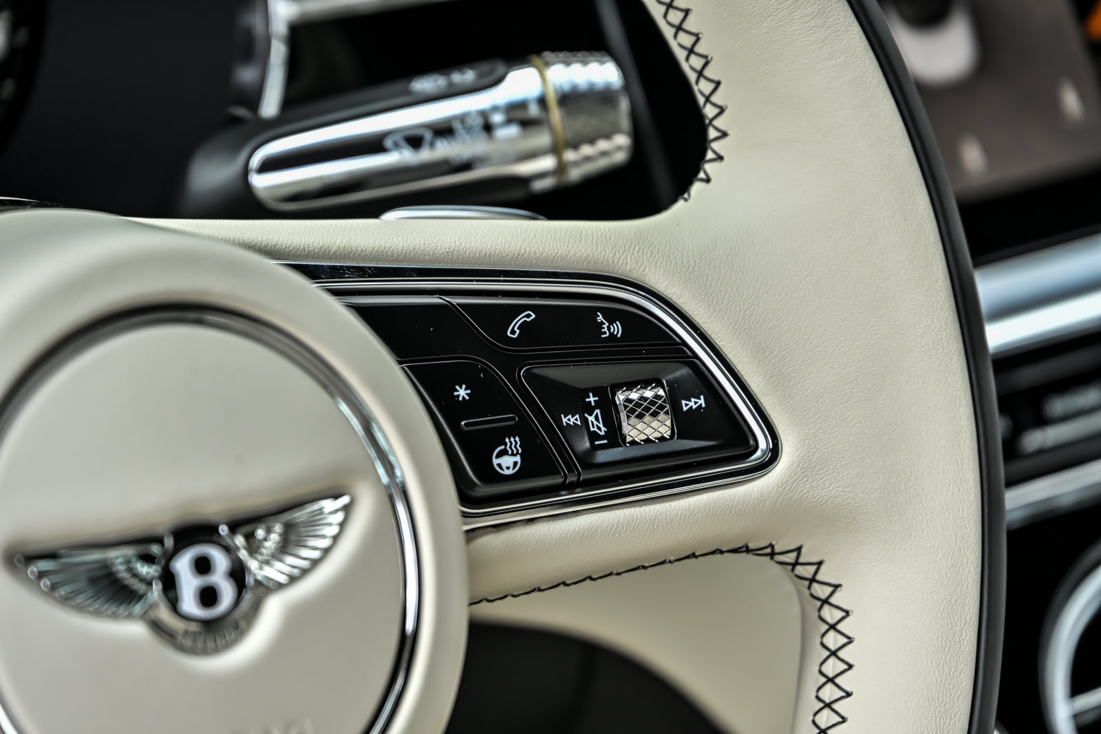New 2026 Bentley Continental GT Azure AWD/4WD image 32
