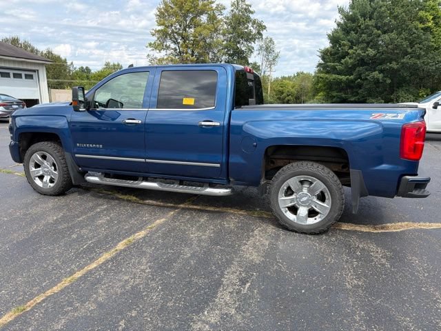 Used 2016 Chevrolet Silverado 1500 LTZ Z71 w/ LTZ Plus Package AWD/4WD image 5