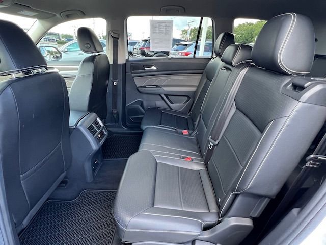 Used 2023 Volkswagen Atlas SE image 12