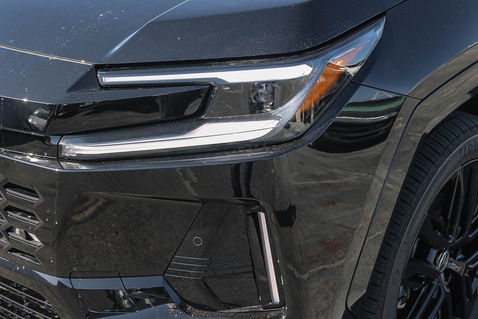 New 2026 Toyota RAV4 XSE AWD/4WD image 5