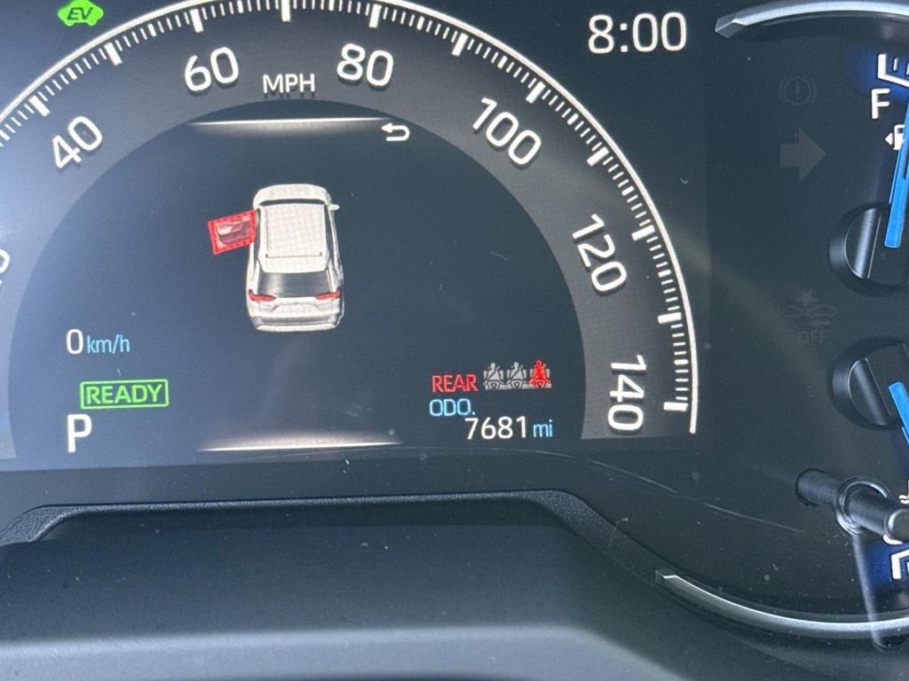 Used 2025 Toyota RAV4 LE image 37