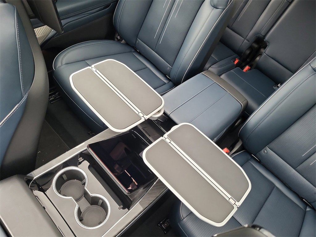 New 2025 Cadillac Escalade IQ Sport 2 image 28