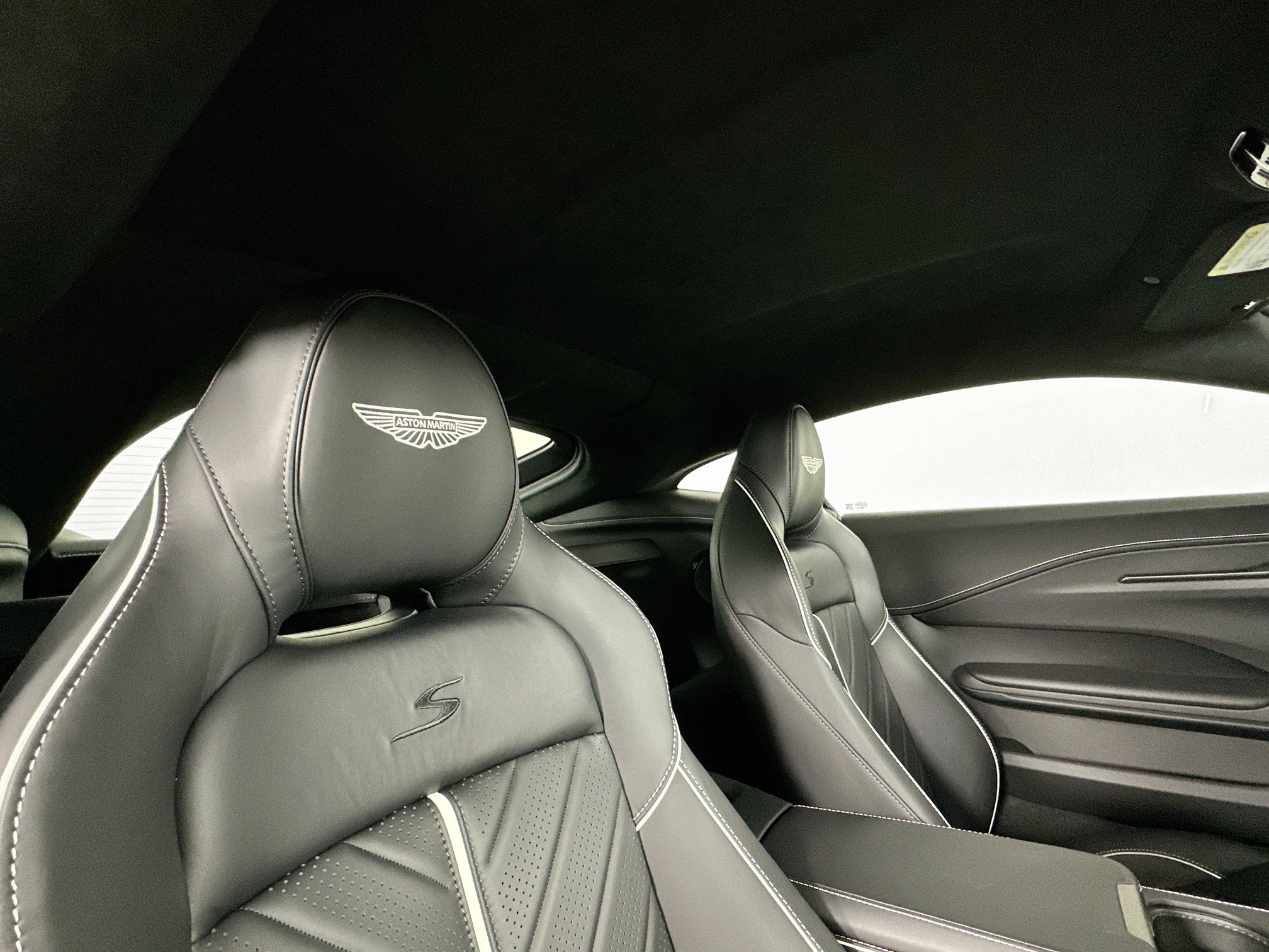 New 2026 Aston Martin V8 Vantage S RWD image 20