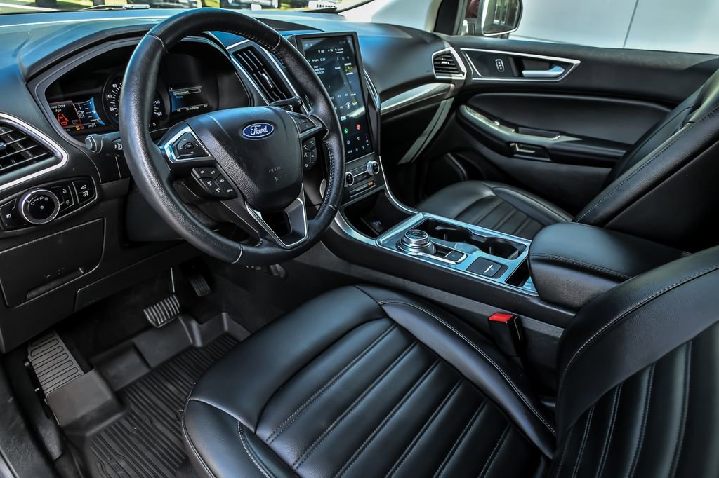 Certified 2024 Ford Edge SEL w/ Convenience Package AWD/4WD image 13