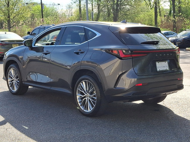 Used 2024 Lexus NX 350 AWD w/ Vision Package image 4