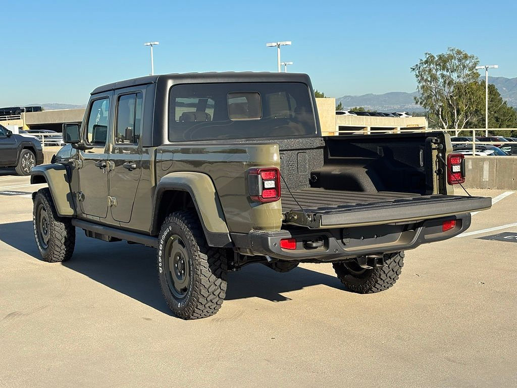 New 2026 Jeep Gladiator Willys AWD/4WD image 6
