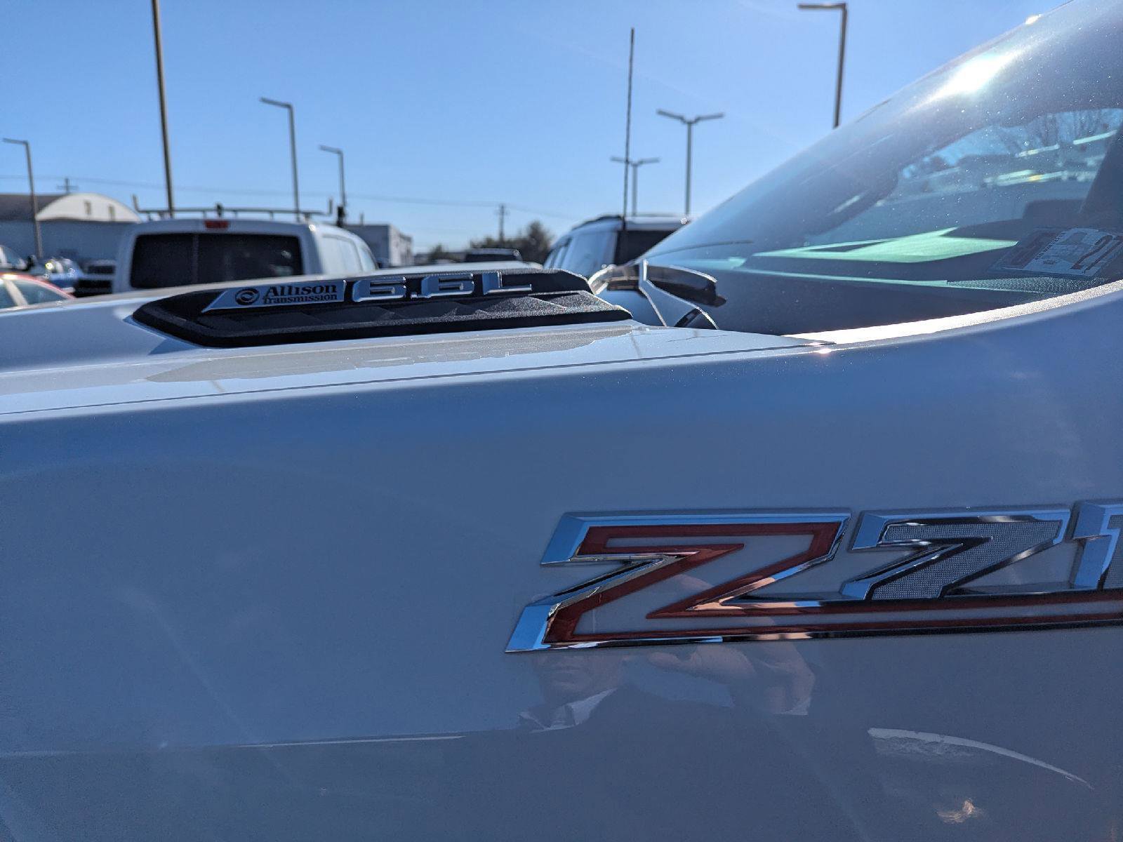 Certified 2024 Chevrolet Silverado 2500 LTZ w/ LTZ Convenience Package image 38