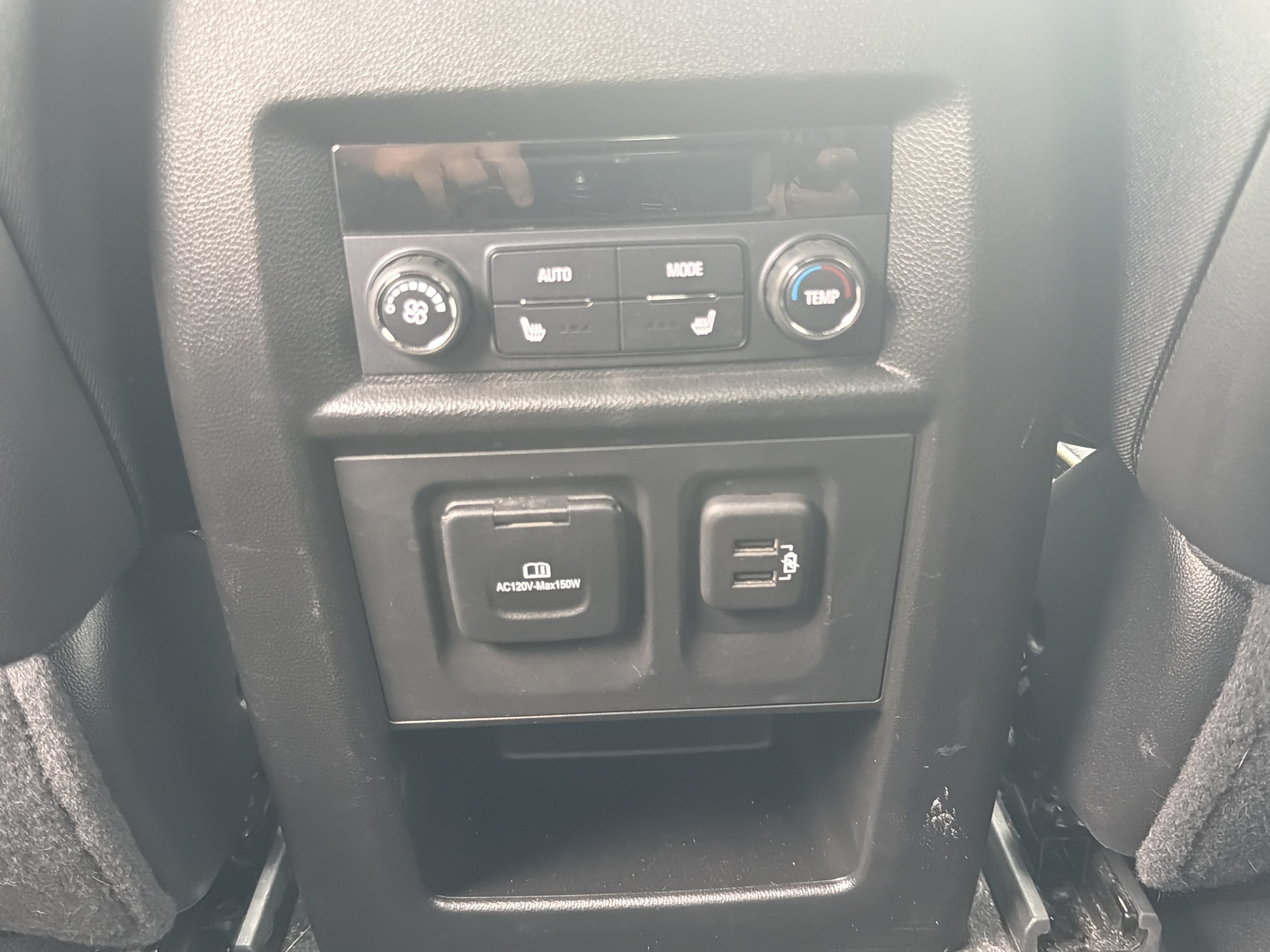 Certified 2023 Chevrolet Traverse Premier FWD image 22