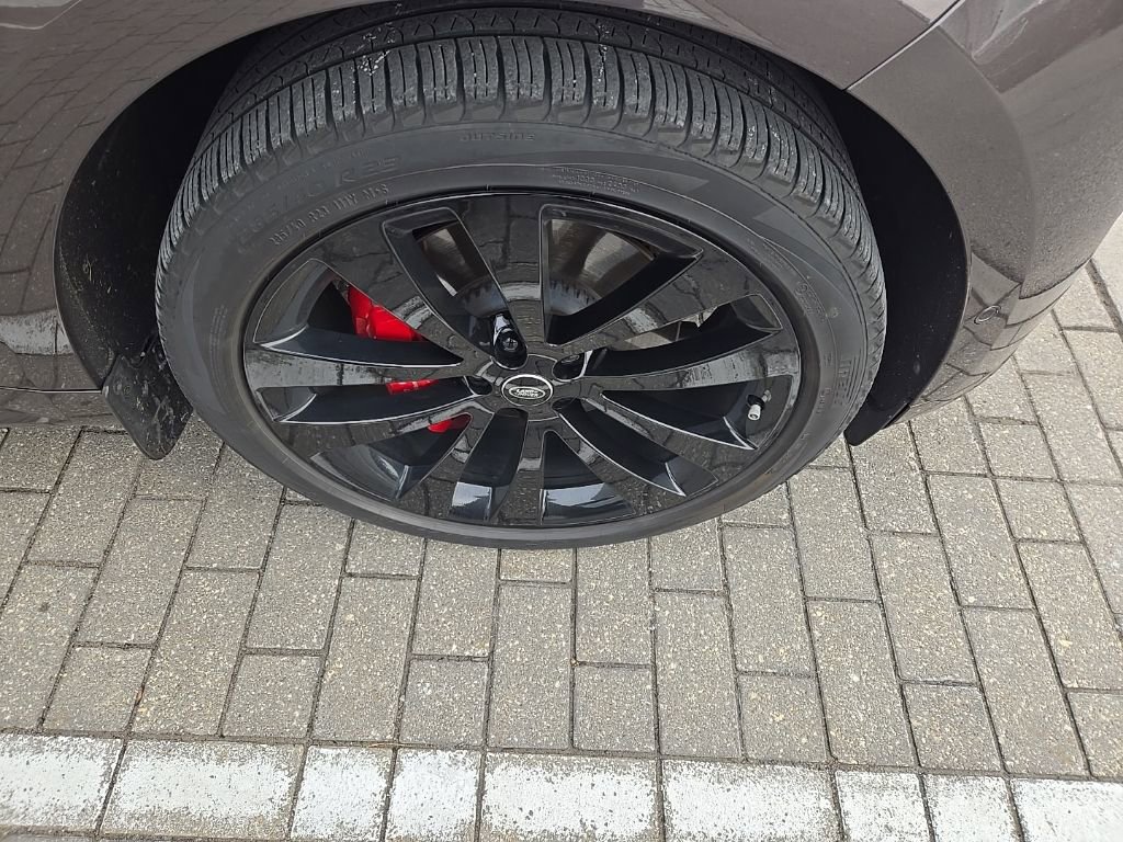 Used 2024 Land Rover Range Rover Sport Dynamic SE image 11