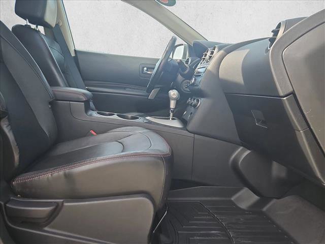 Used 2010 Nissan Rogue SL w/ Premium Pkg image 21