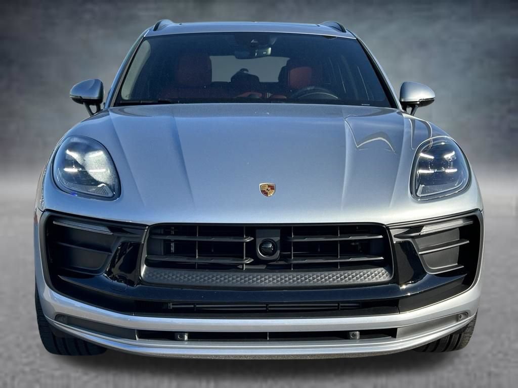 Used 2024 Porsche Macan AWD/4WD image 8