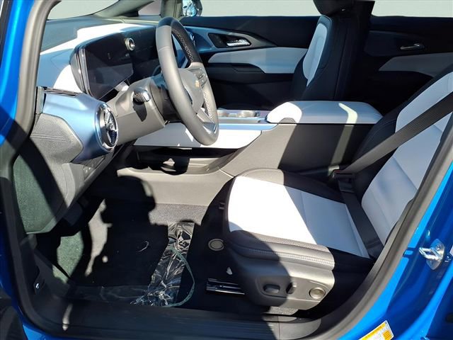 New 2026 Chevrolet Equinox EV LT AWD/4WD image 13