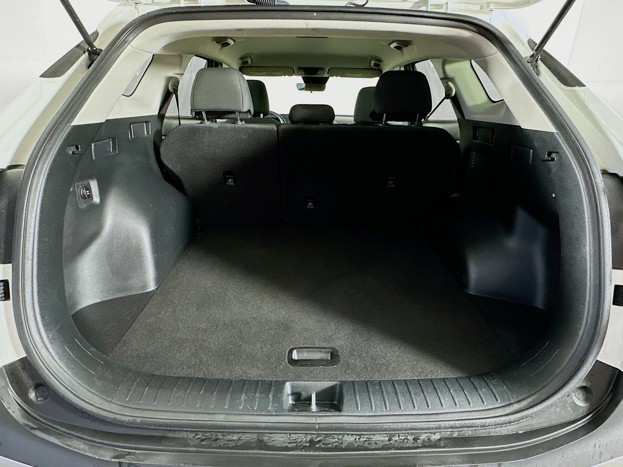 Used 2024 Kia Sportage LX image 27