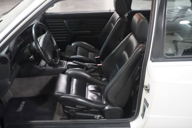 Used 1991 BMW M3 Coupe image 20