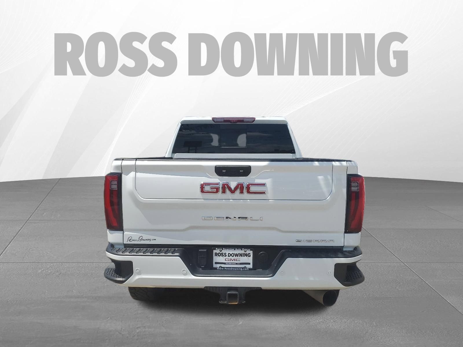 Used 2024 GMC Sierra 2500 Denali w/ Denali Reserve Package AWD/4WD image 5