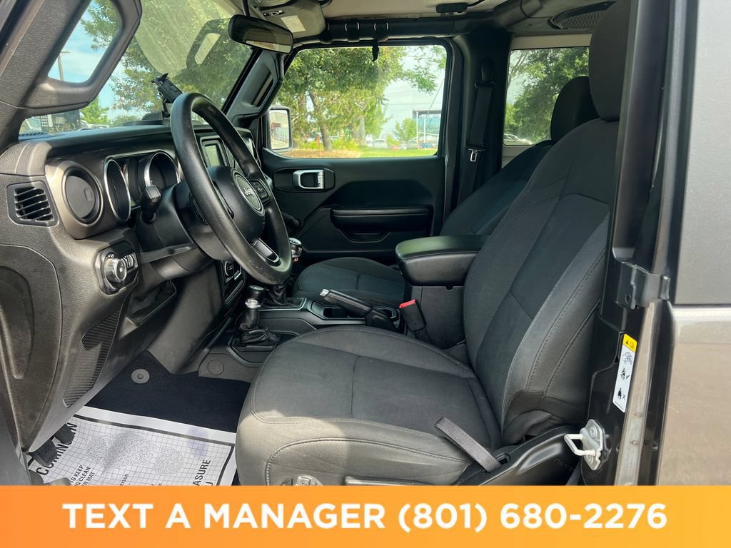Used 2019 Jeep Wrangler Sport AWD/4WD image 9