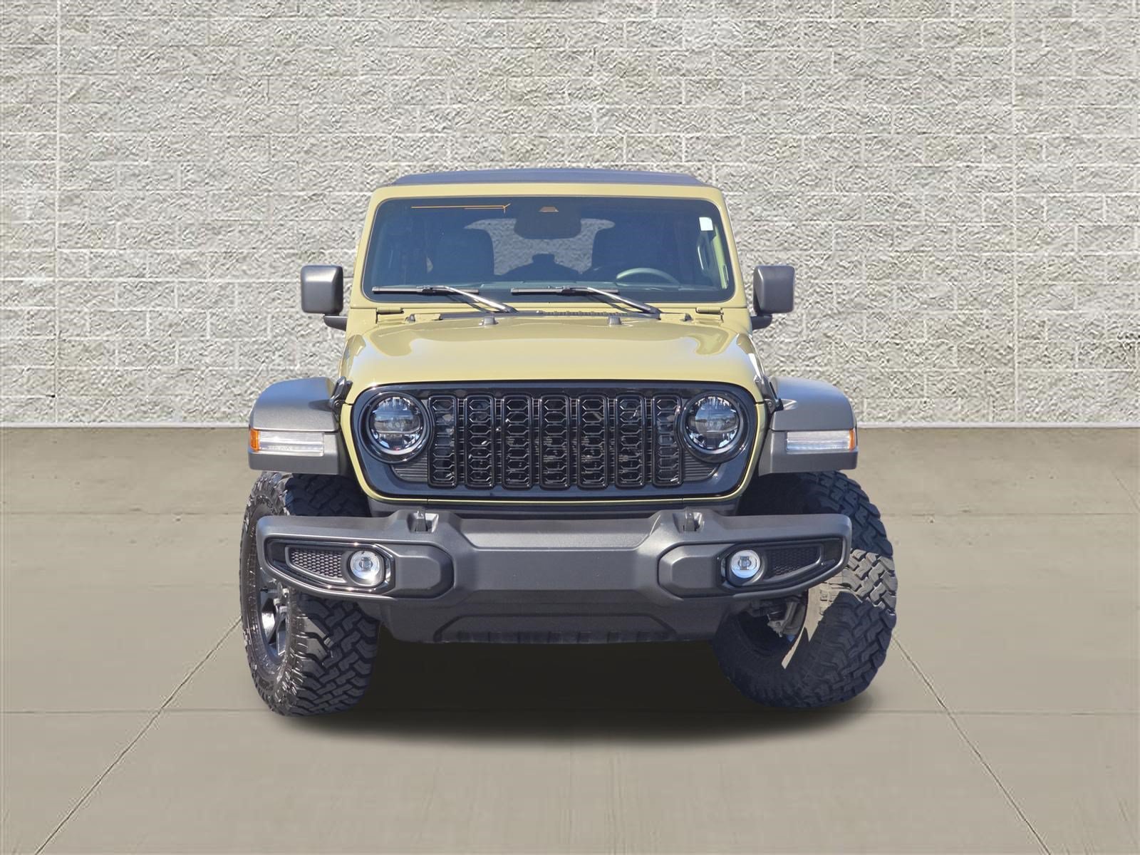 Used 2025 Jeep Wrangler Unlimited Sport AWD/4WD image 2