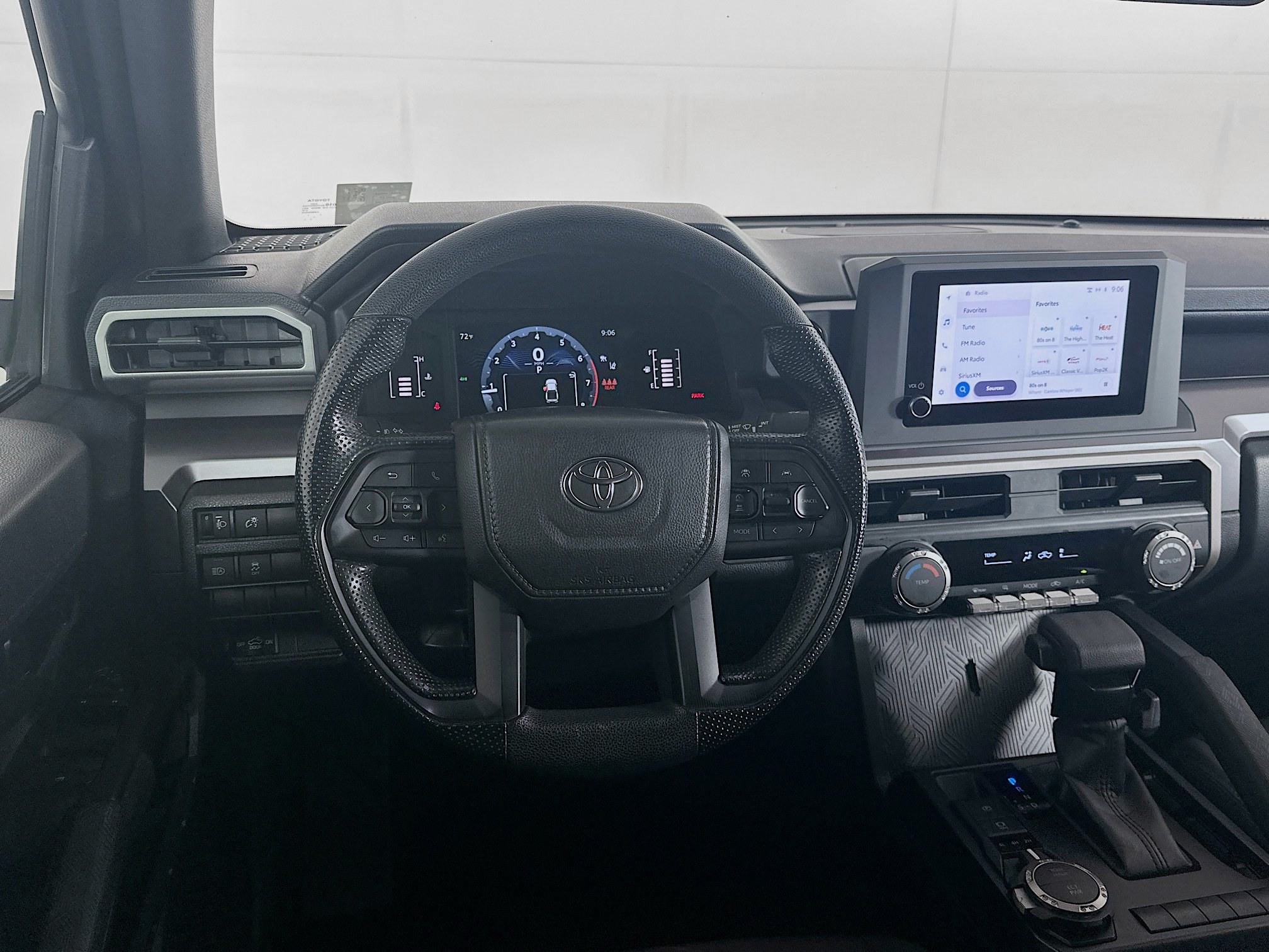 Used 2025 Toyota Tacoma SR5 AWD/4WD image 18