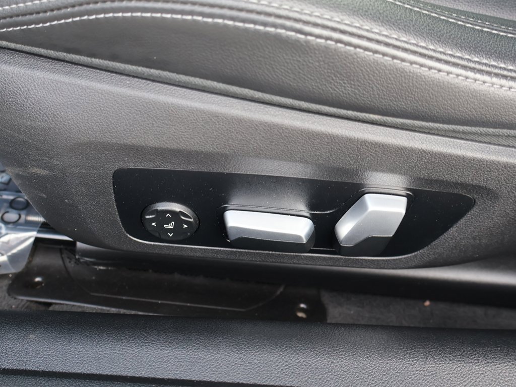 Used 2023 BMW 430i xDrive Convertible w/ M Sport Package image 30