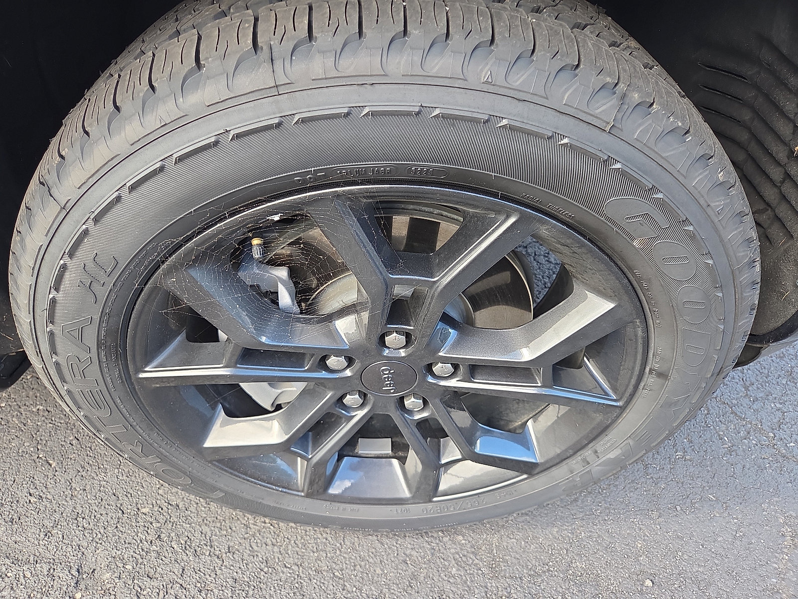 Used 2023 Jeep Grand Cherokee 30th Anniversary AWD/4WD image 9