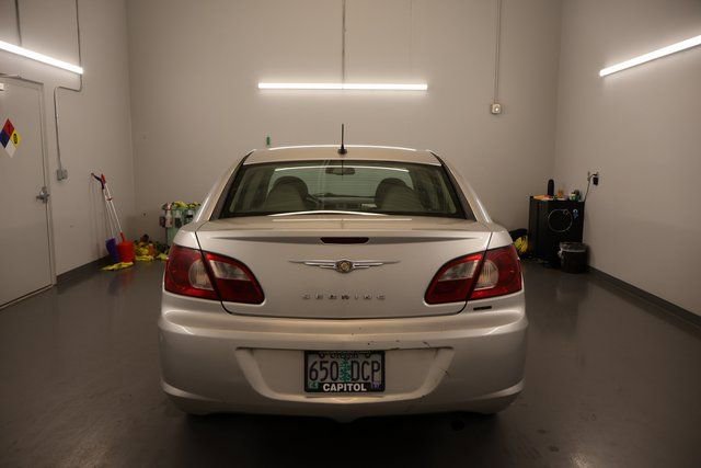 Used 2007 Chrysler Sebring Touring w/ Convenience Group I image 3