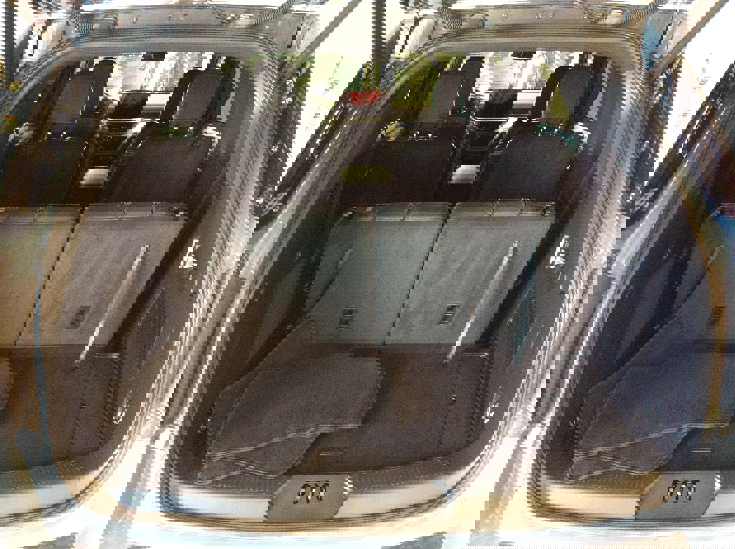 Used 2025 Ford Explorer ST-Line image 5