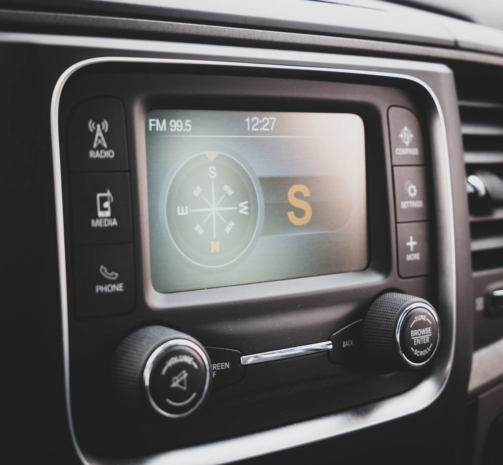 Used 2018 RAM 2500 Tradesman w/ Chrome Appearance Group image 10