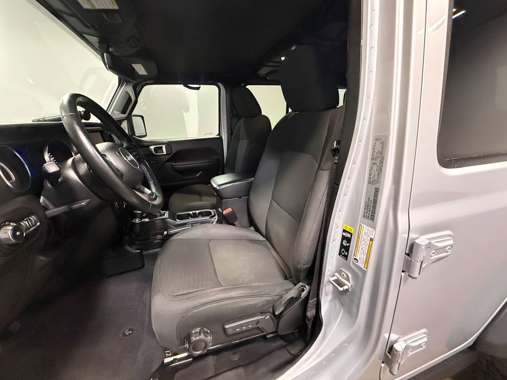 Used 2022 Jeep Wrangler Unlimited Sport image 12