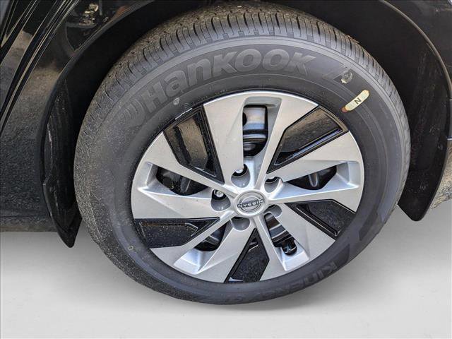 New 2025 Nissan Altima 2.5 S image 9