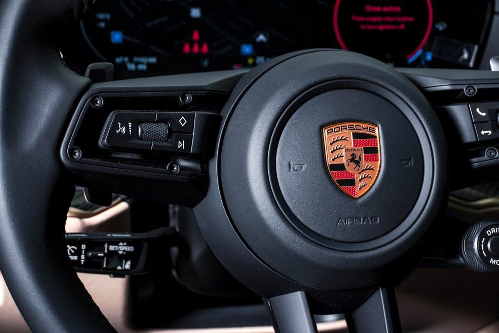 New 2026 Porsche Cayenne S image 20