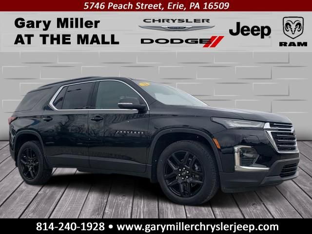 Used 2022 Chevrolet Traverse LT image 1