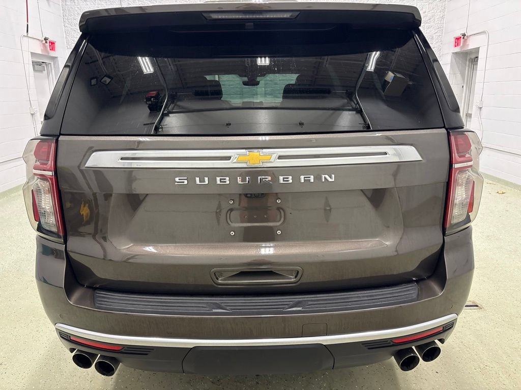 Used 2021 Chevrolet Suburban High Country w/ Premium Package AWD/4WD image 5