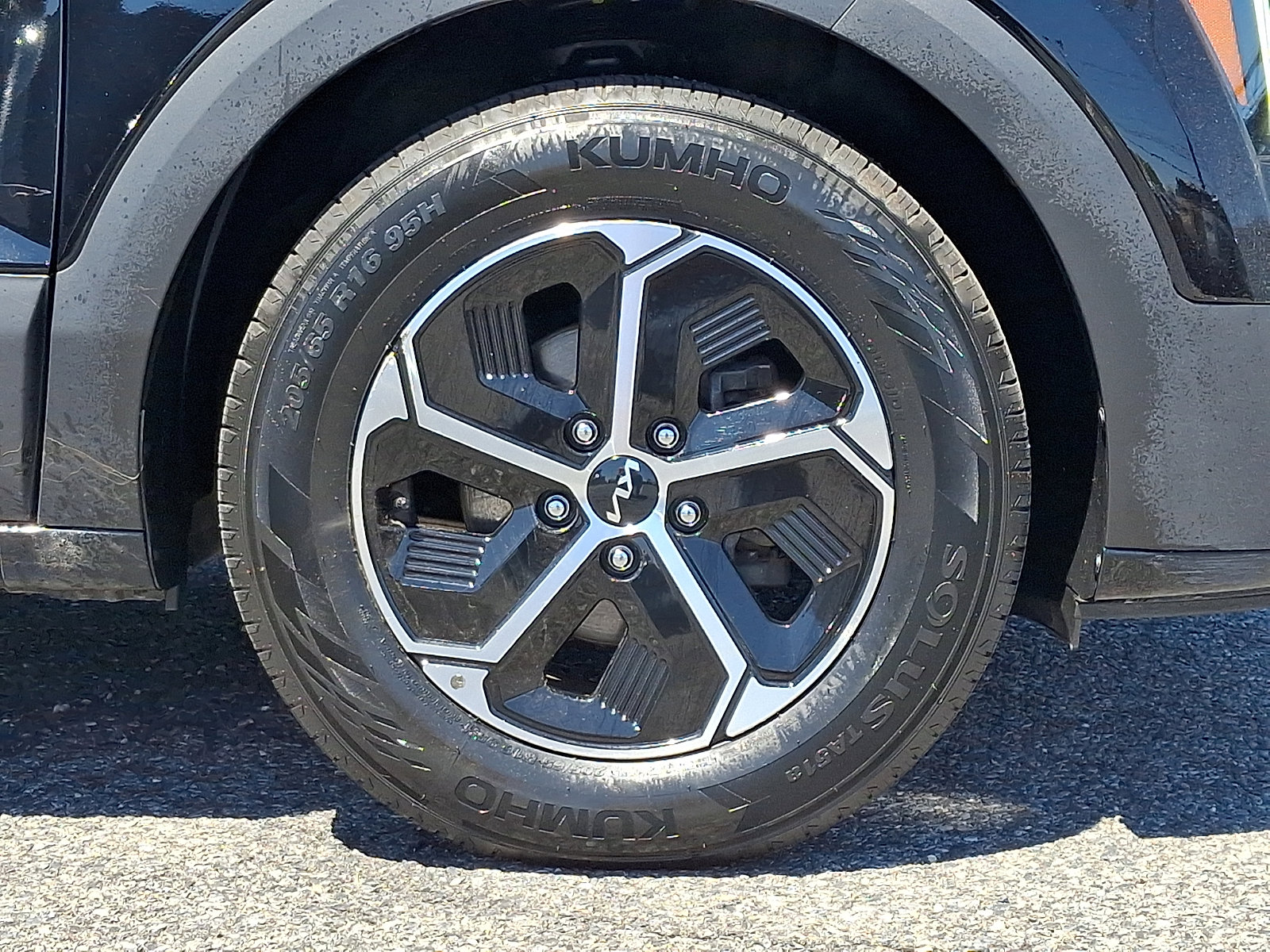 Used 2023 Kia Niro LX FWD image 8