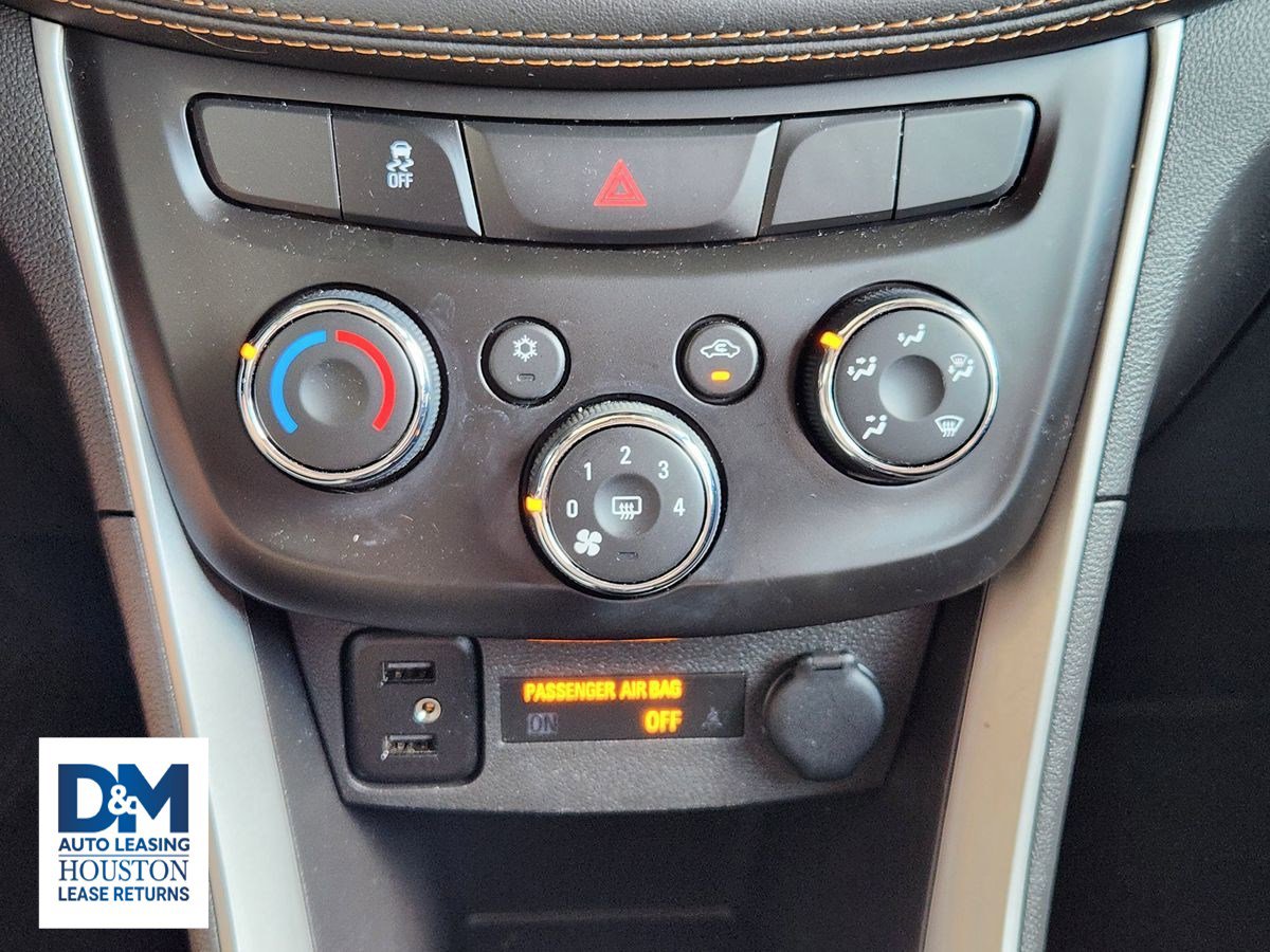 Used 2022 Chevrolet Trax LS w/ Tint and Cruise Package image 25