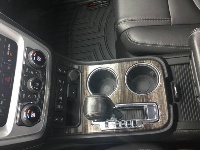 Used 2017 GMC Acadia Limited SLT AWD/4WD image 19