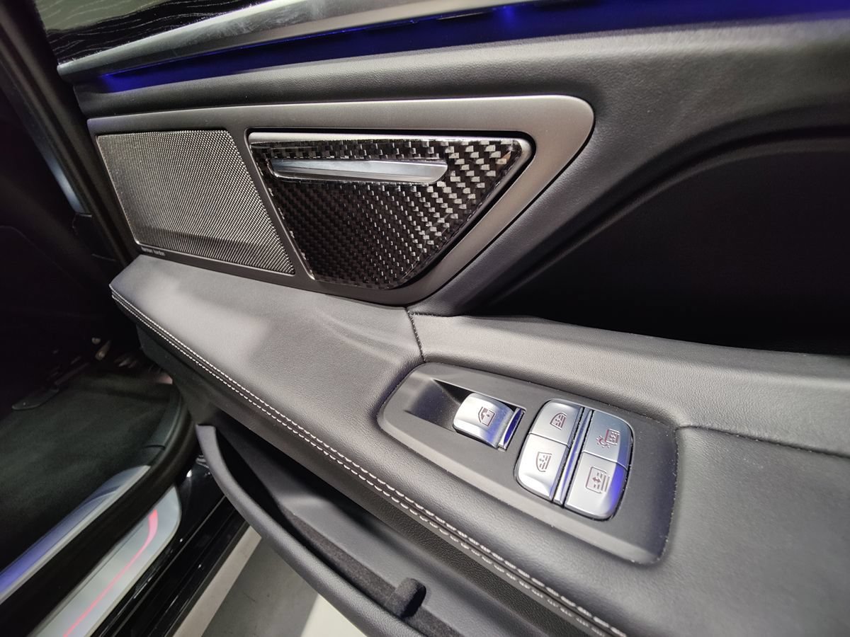 Used 2020 BMW 750i xDrive w/ Executive Package AWD/4WD image 18