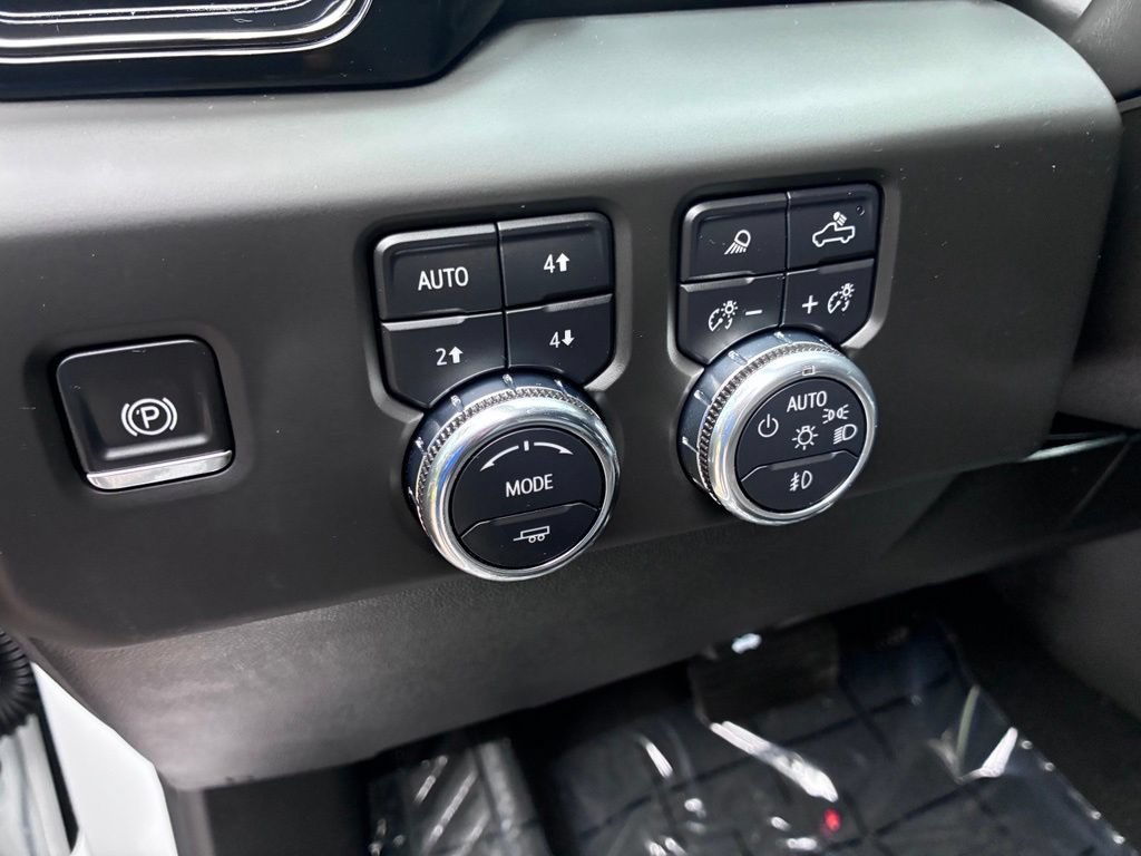 Used 2025 GMC Sierra 1500 AT4 AWD/4WD image 23
