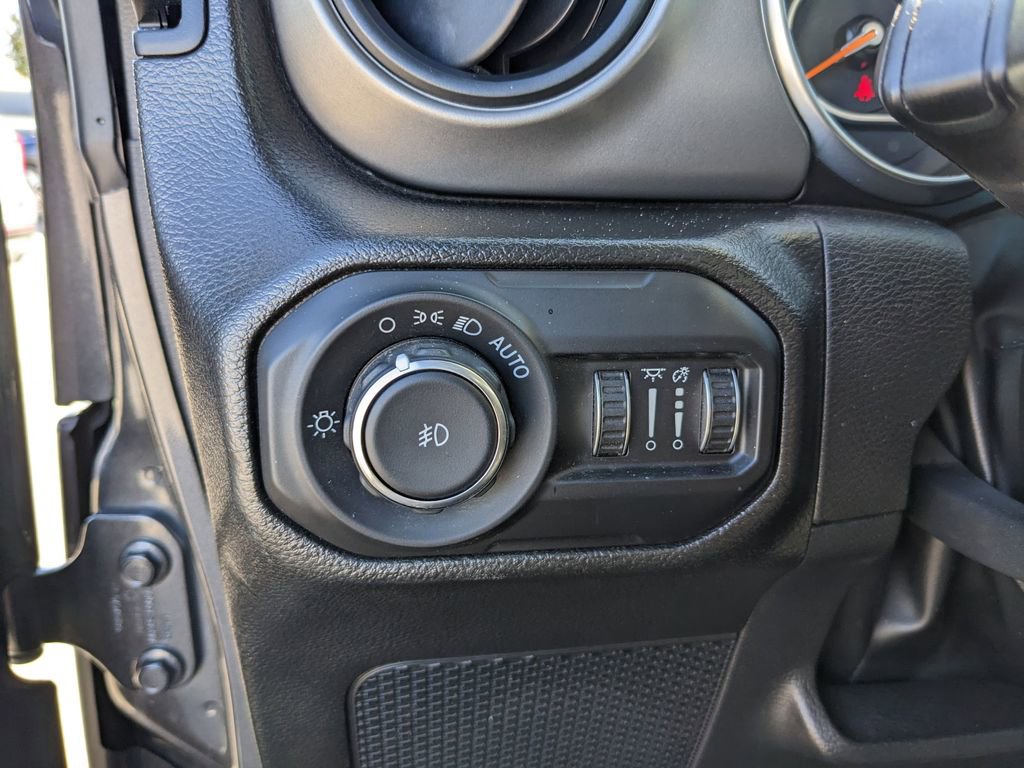 Used 2021 Jeep Wrangler Unlimited Sport image 27