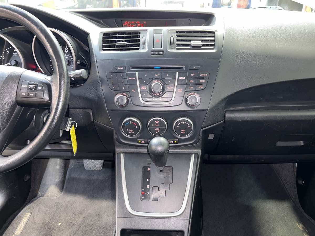 Used 2014 MAZDA MAZDA5 Sport image 19