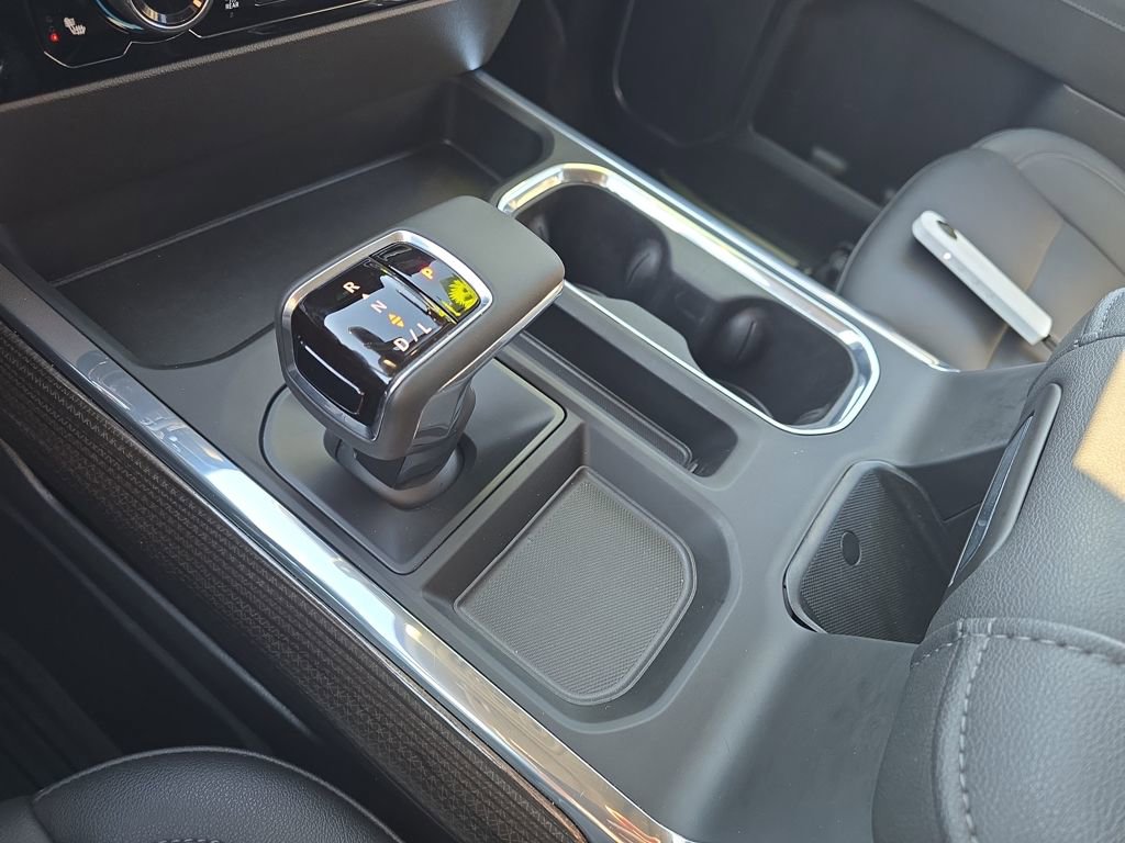 Used 2024 Chevrolet Silverado 1500 LT Trail Boss w/ LT Trail Boss Premium Package image 25