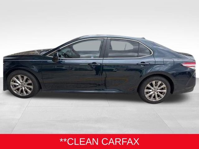 Used 2019 Toyota Camry LE image 3