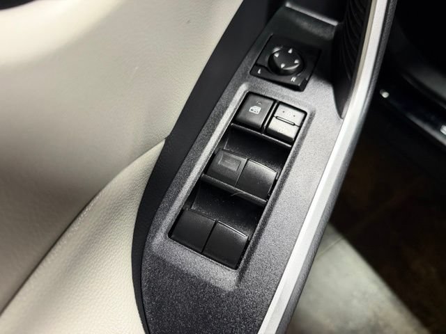 Used 2021 Toyota RAV4 XLE w/ Convenience Package AWD/4WD image 13