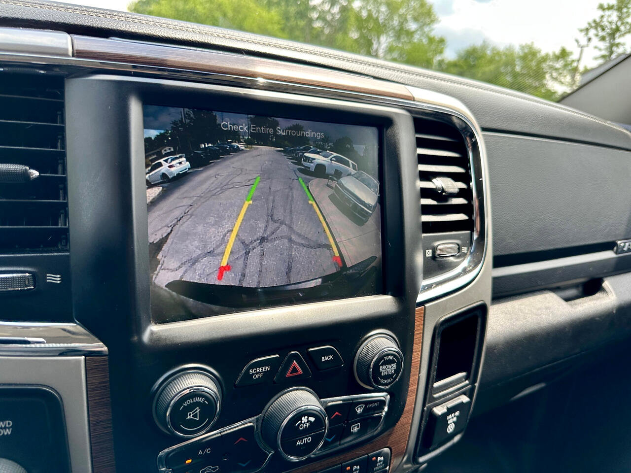 Used 2017 RAM 2500 Laramie w/ Sport Appearance Group image 37