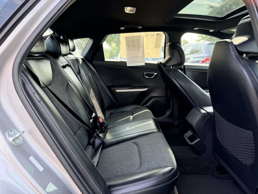 Used 2025 Kia K4 GT-Line w/ GT-Line Sunroof Package FWD image 10